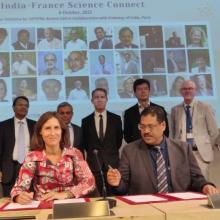 Signature de l'accord de coopération entre les représentants d'INRAE et du DST indien