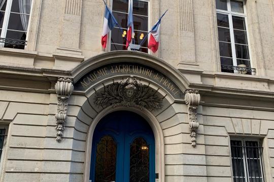 Dix-sept médailles de l’Académie d’agriculture de France remises aux chercheuses et chercheurs INRAE